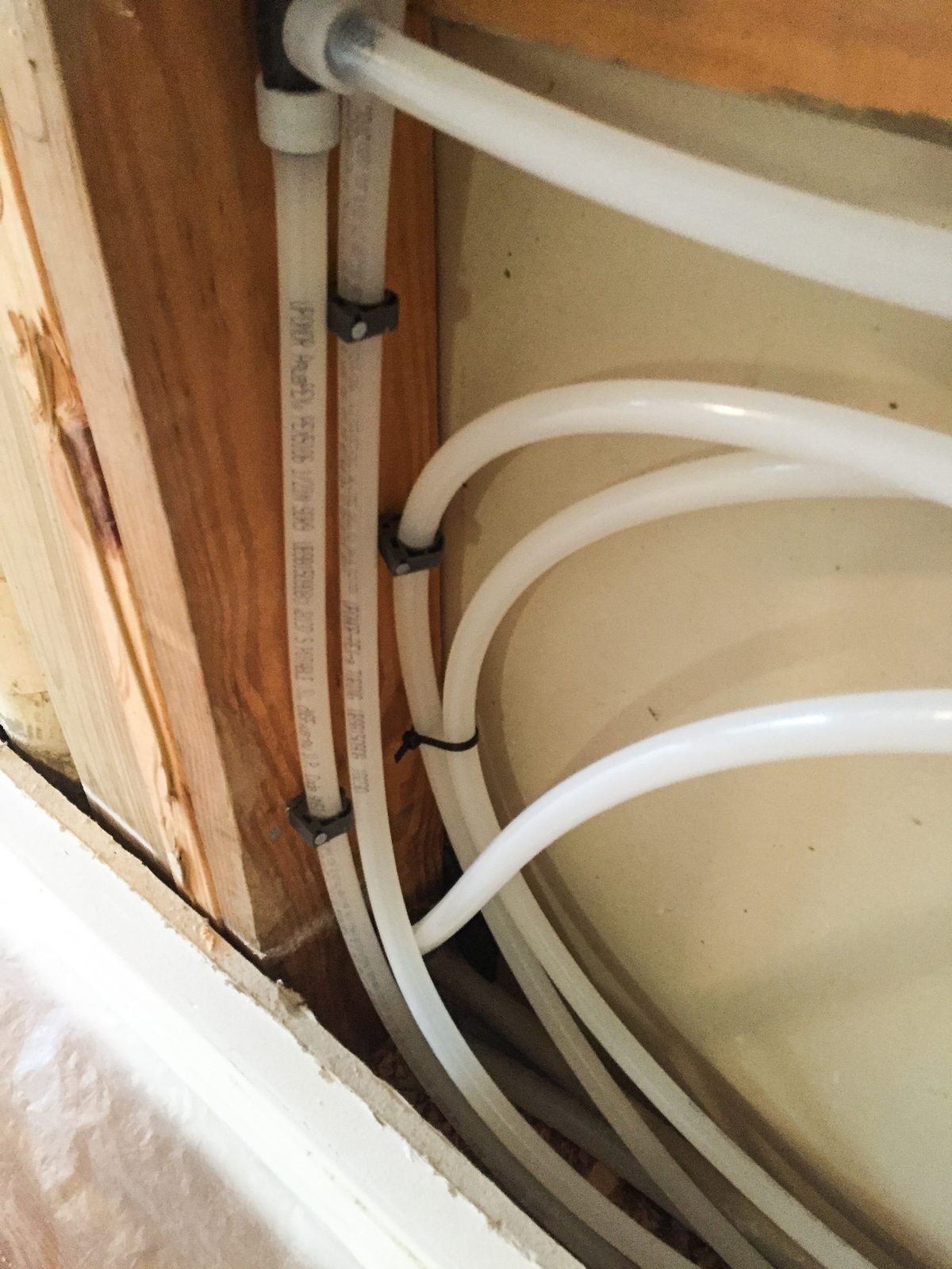 Repipe project photo - Aliso Viejo, CA home pipes before or after replacement by Repipe OC